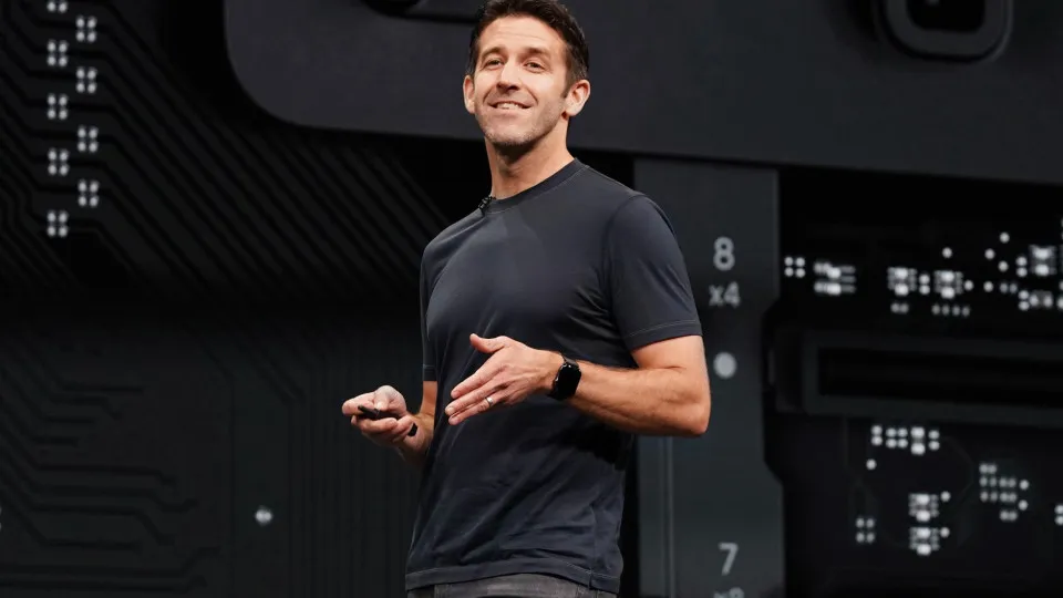 Já há um nome escolhido para ser o próximo CEO da Apple