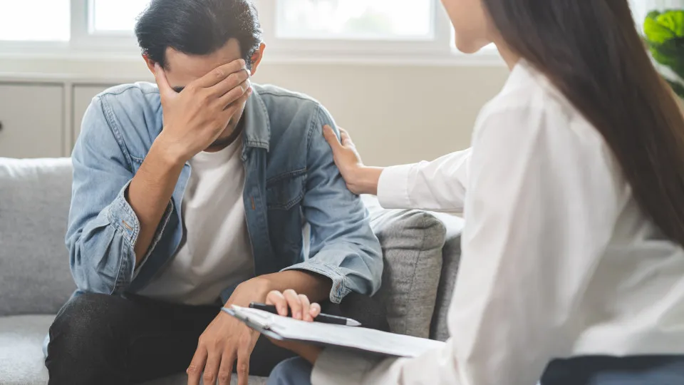 (Des)construir a saúde mental: "Todos acham coisas, mas poucos sabem"