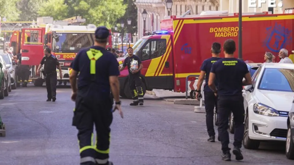 Edifício colapsa em Madrid. Há pessoas desaparecidas e três feridos