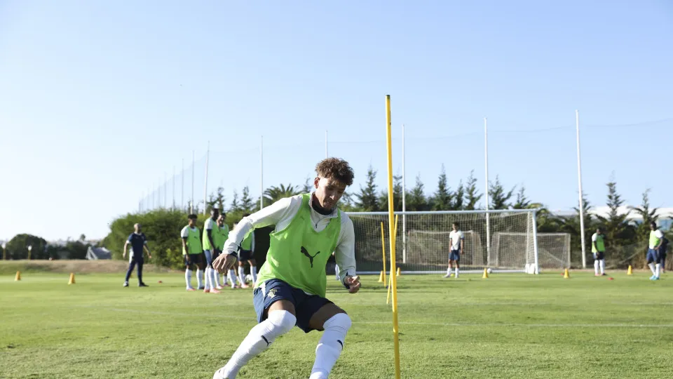 Travassos quer sub-21 a vencer e liderar classificação rumo ao Euro2027