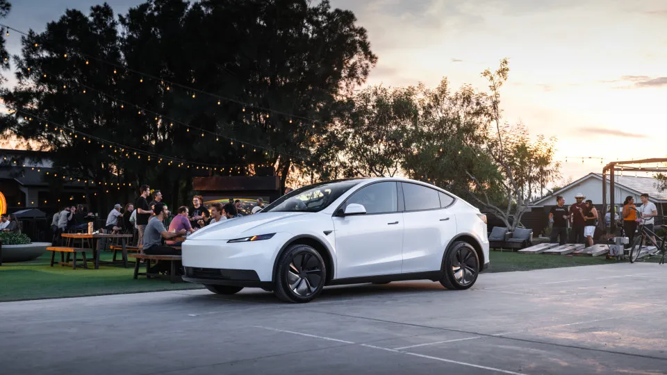 Tesla lançou os novos carros mais acessíveis (mas só nos EUA)