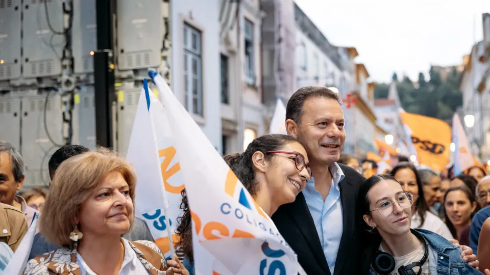 Maioria dos líderes partidários fecha hoje a campanha a Norte