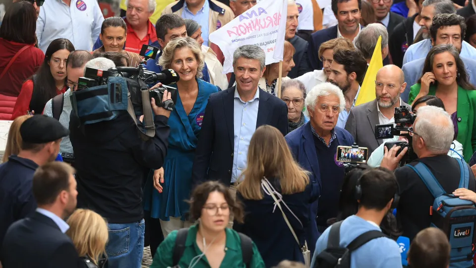 Carneiro garante que maiorias do PS vão respeitar oposições