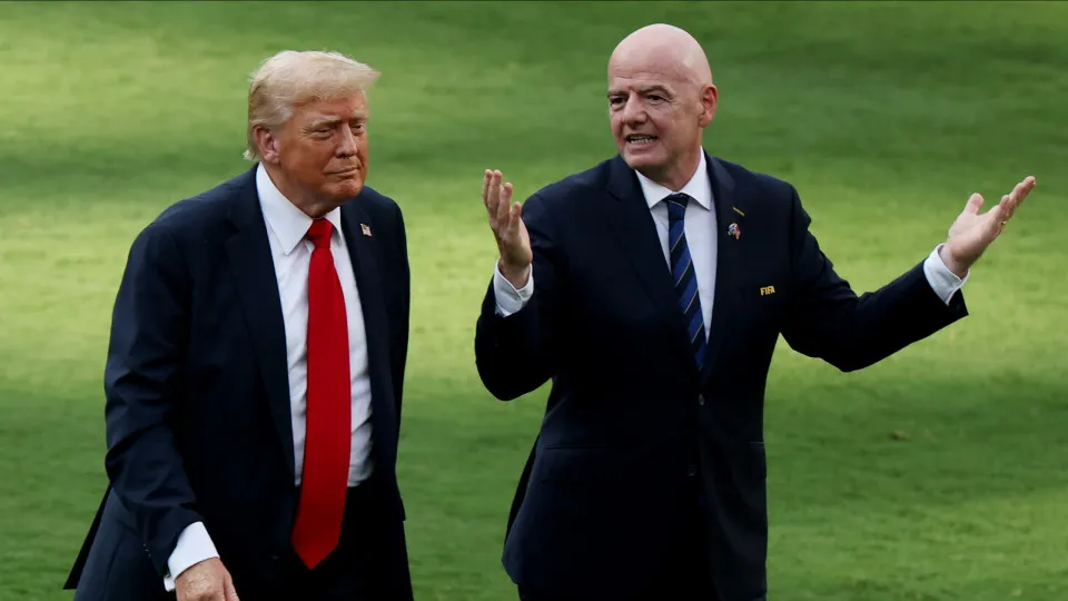 Presidente da FIFA felicita Trump por acordo de paz entre Israel e Hamas