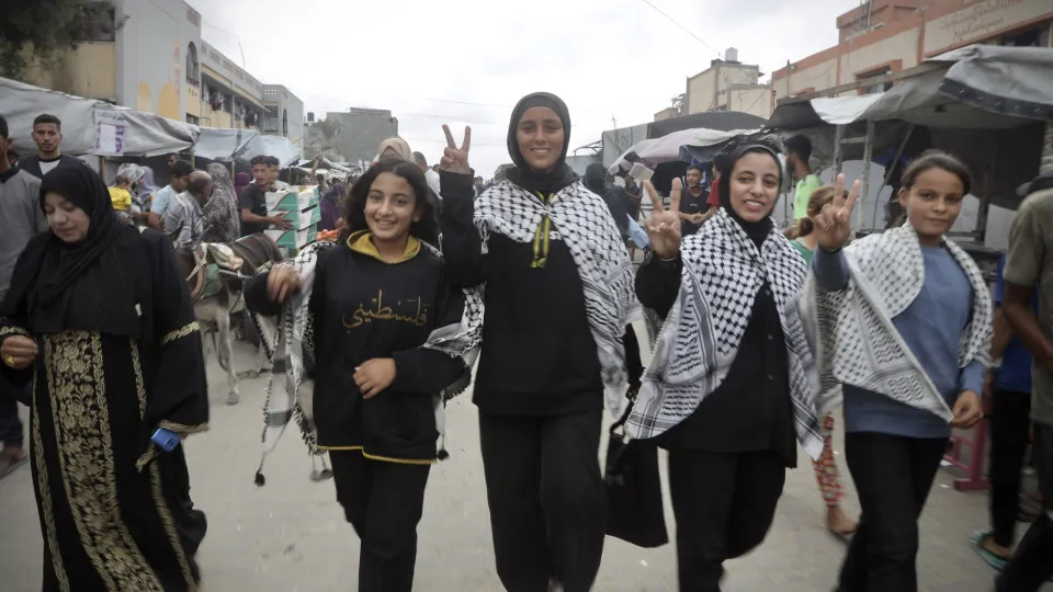 Mais de 200 mil pessoas regressam ao norte de Gaza