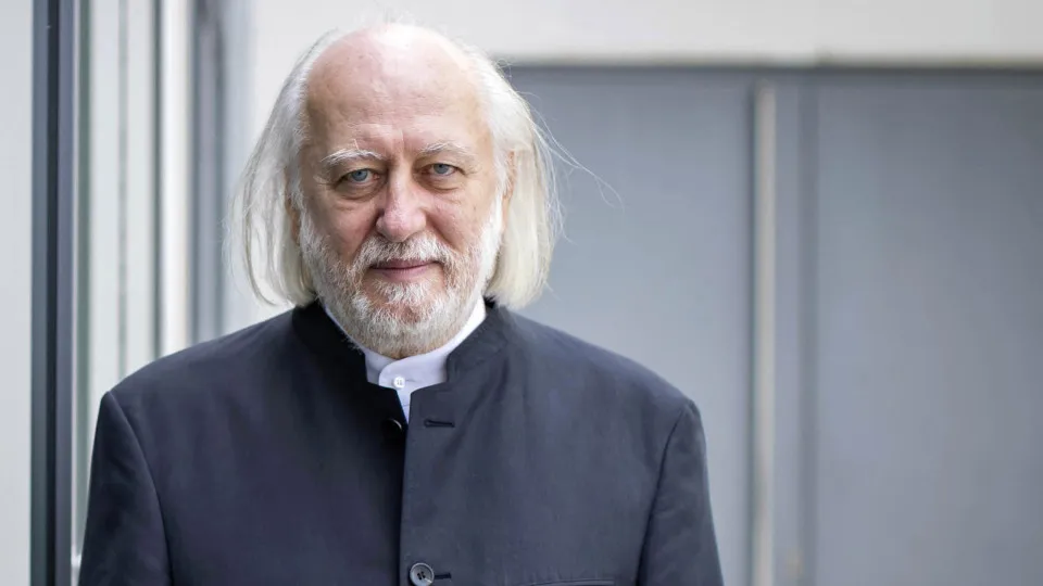 Krasznahorkai, de anónimo a mestre do apocalipse e Nobel da Literatura