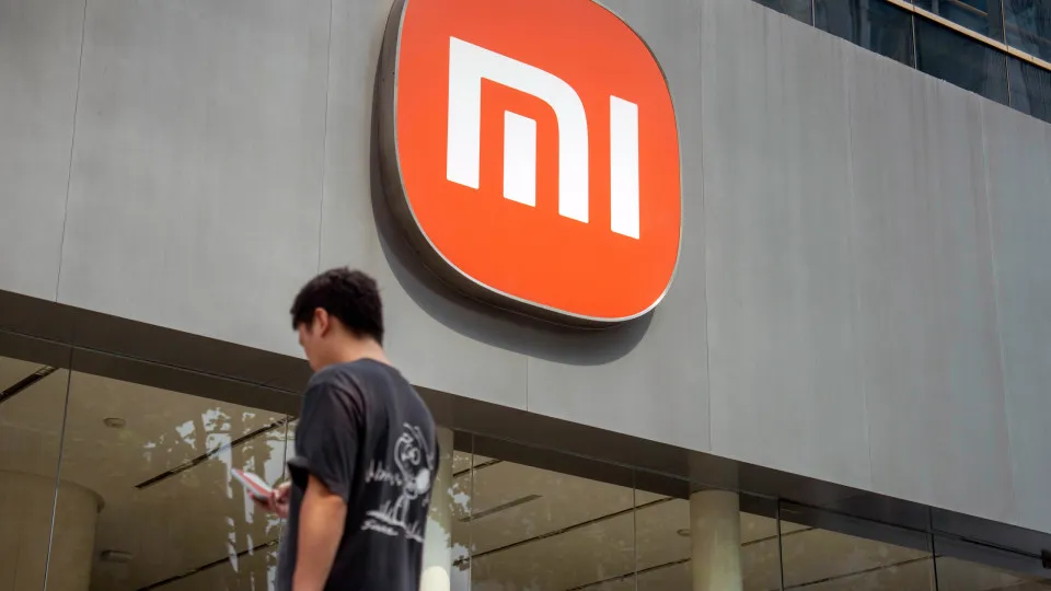 Xiaomi 17 Ultra terá câmara de quatro sensores. Um deles com 200MP