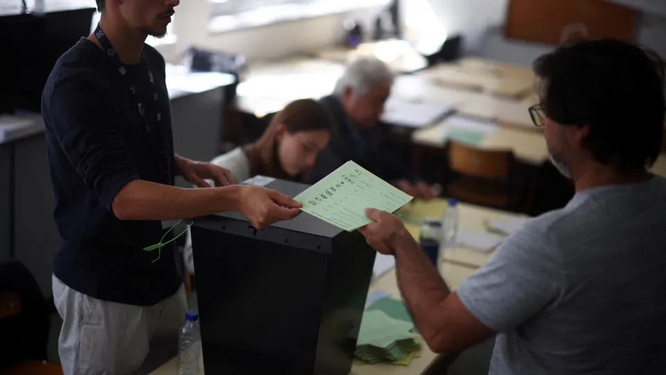 Manhã de eleições autárquicas: Líderes partidários apelam ao voto