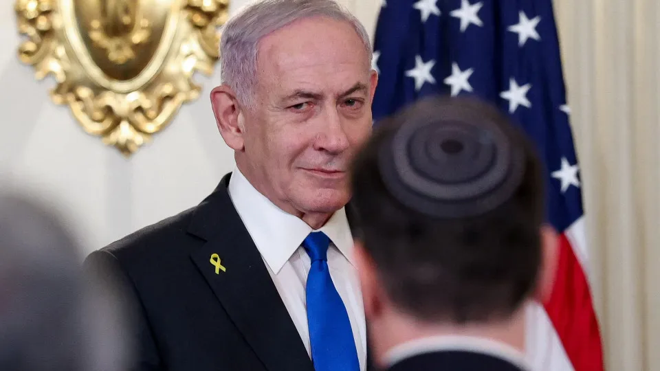 Benjamin Netanyahu avisa que "luta ainda não terminou"