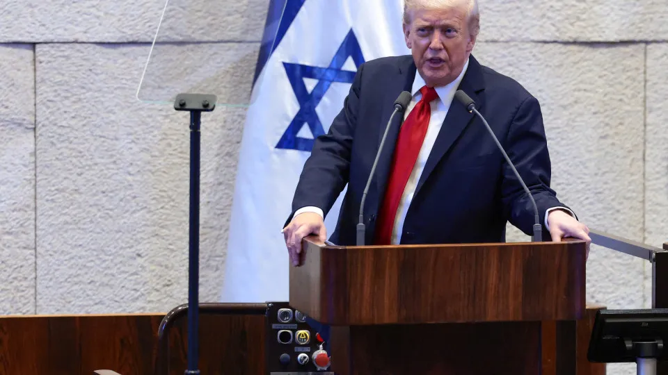 Trump pede paz sustentada e um perdão para processos de Netanyahu