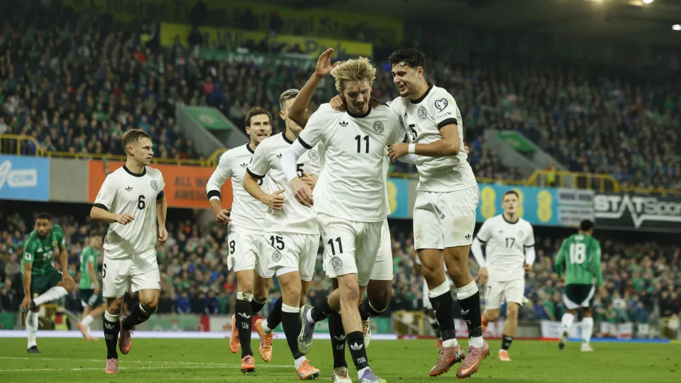 Alemanha e Eslováquia taco a taco no acesso ao Mundial. Bélgica no topo