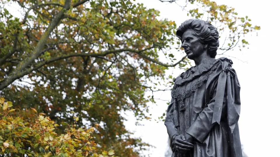 Centenário do nascimento de Margaret Thatcher comemorado no Reino Unido