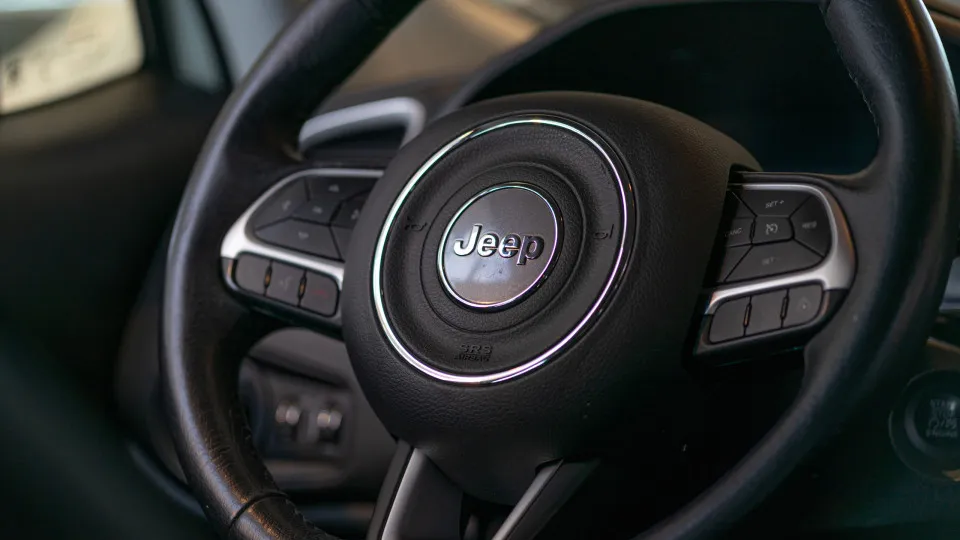 Stellantis e Dongfeng podem desenvolver novo Jeep