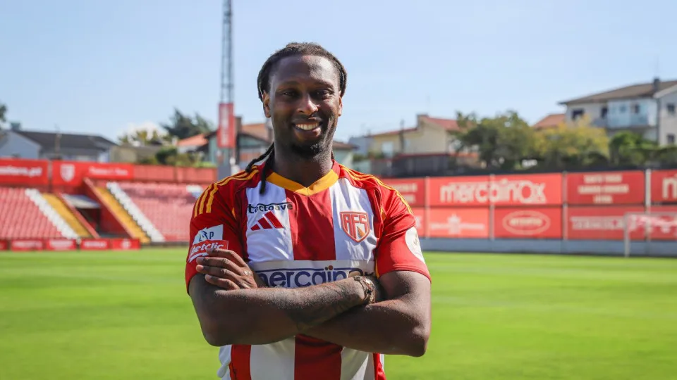 Oficial: Internacional português Rúben Semedo reforça defesa do AVS