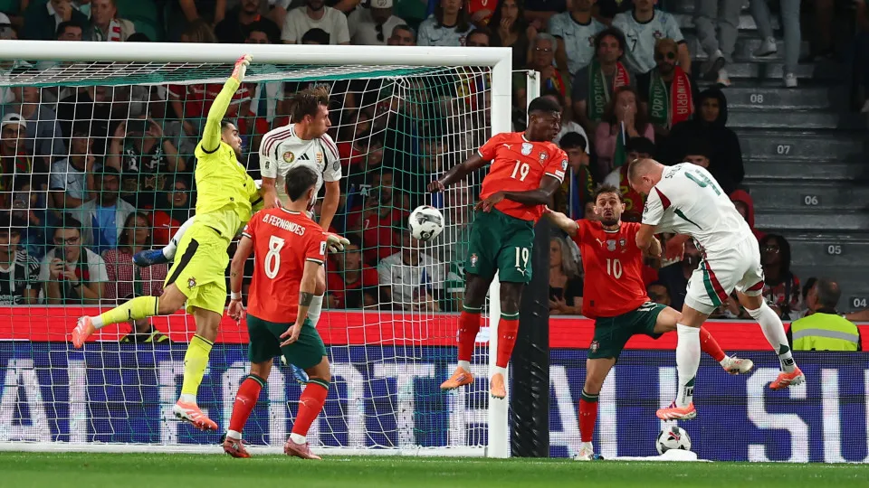 Hungria 'trai' Portugal no acesso ao Mundial e estraga redenção de CR7