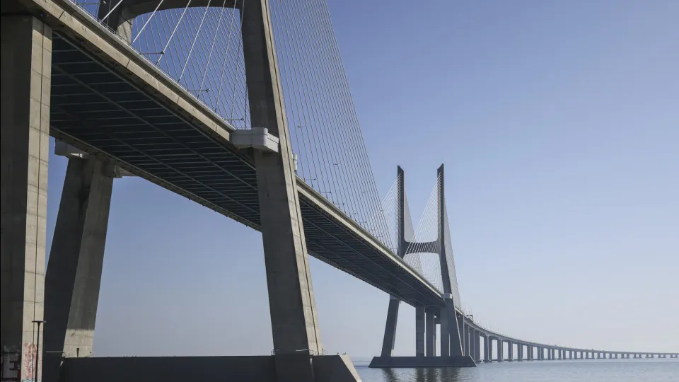 Reaberta circulação na Vasco da Gama (Lisboa-Montijo) após acidente