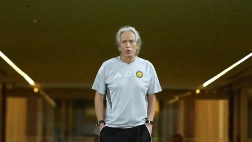 Jorge Jesus arriscou falar inglês e o momento já se tornou viral