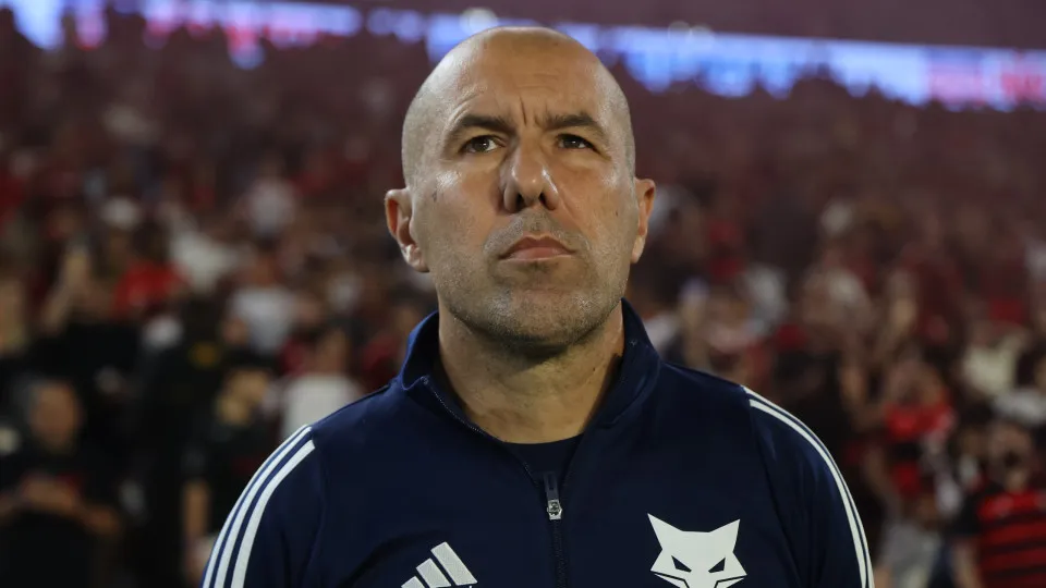 Cruzeiro enxota crise e Leonardo Jardim fica à espera de... Abel Ferreira