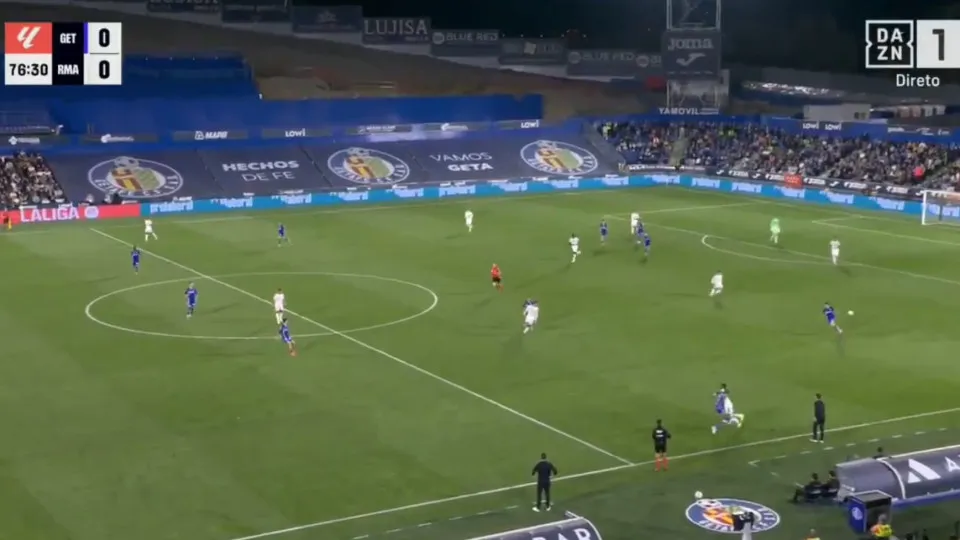 Insólito. 44 segundos em campo e é expulso no Getafe-Real Madrid por isto