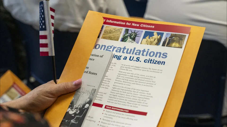 Controlo migratório nos EUA mantém-se apesar de fecho parcial do DSI Controlo migratório nos EUA mantém-se apesar de fecho parcial do DSI