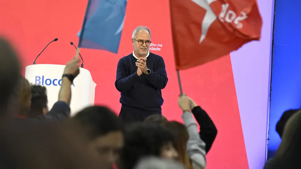 Bloco de Esquerda: Governo segue “tática de autoritarismo” na lei laboral Bloco de Esquerda: Governo segue “tática de autoritarismo” na lei laboral