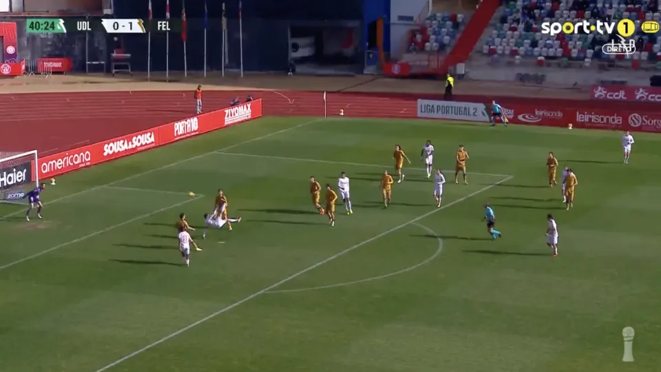 &#039;Habemus&#039; Puskás em Leiria? A fantástica bicicleta de Juan Muñoz