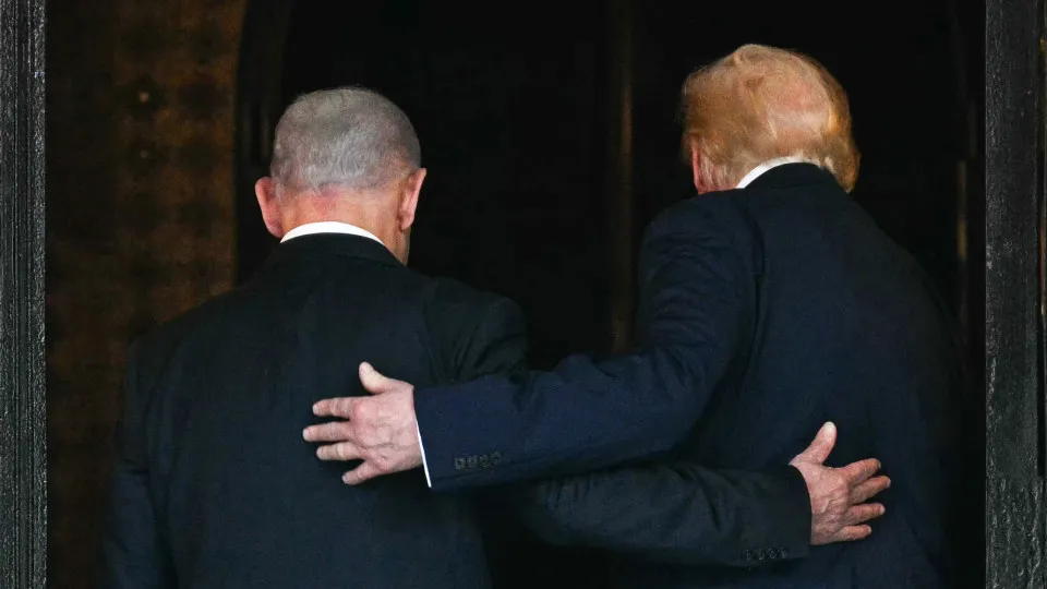 Trump acusa Netanyahu de procurar manter os EUA em guerra com Irão