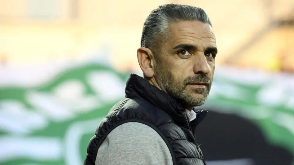 Rui Borges admite mais entradas e saídas no Sporting: "Estou preparado"