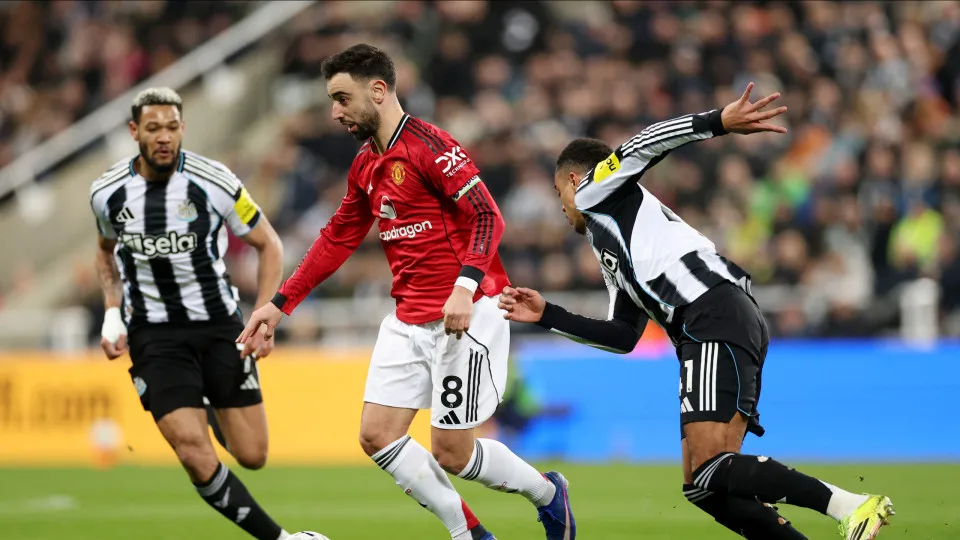Bruno Fernandes no melhor e no pior no tropeção do Manchester United Bruno Fernandes no melhor e no pior no tropeção do Manchester United