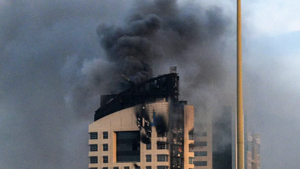 Kuwait diz ter intercetado 212 mísseis e 384 drones lançados por Teerão