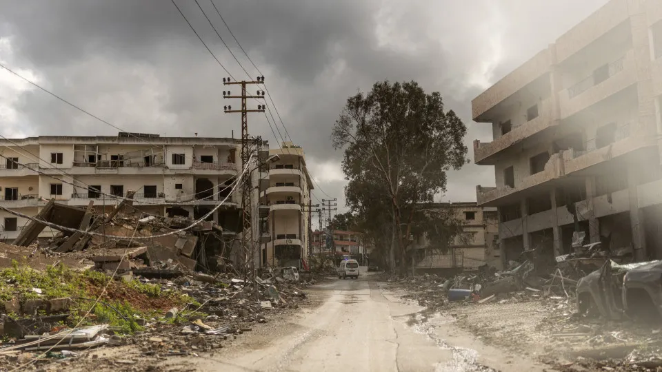 Novos ataques israelitas ao Líbano provocam dezenas de mortos