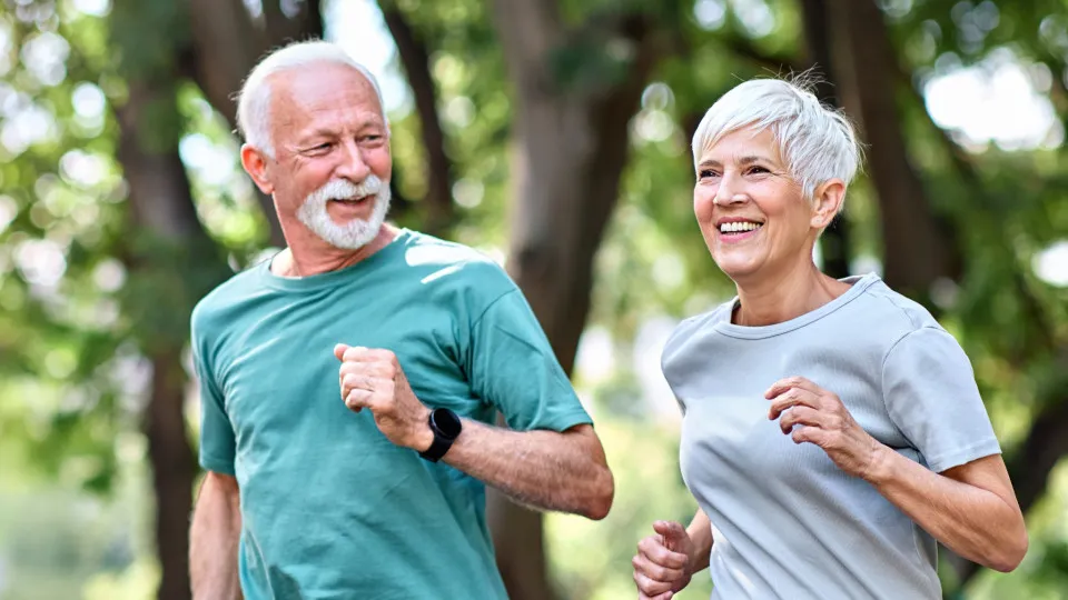 Longevidade. 5 hábitos simples que vão dar-lhe muitos anos de vida