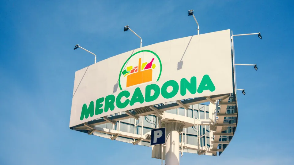 Mercadona despediu trabalhador vigiado. Justiça espanhola anulou decisão