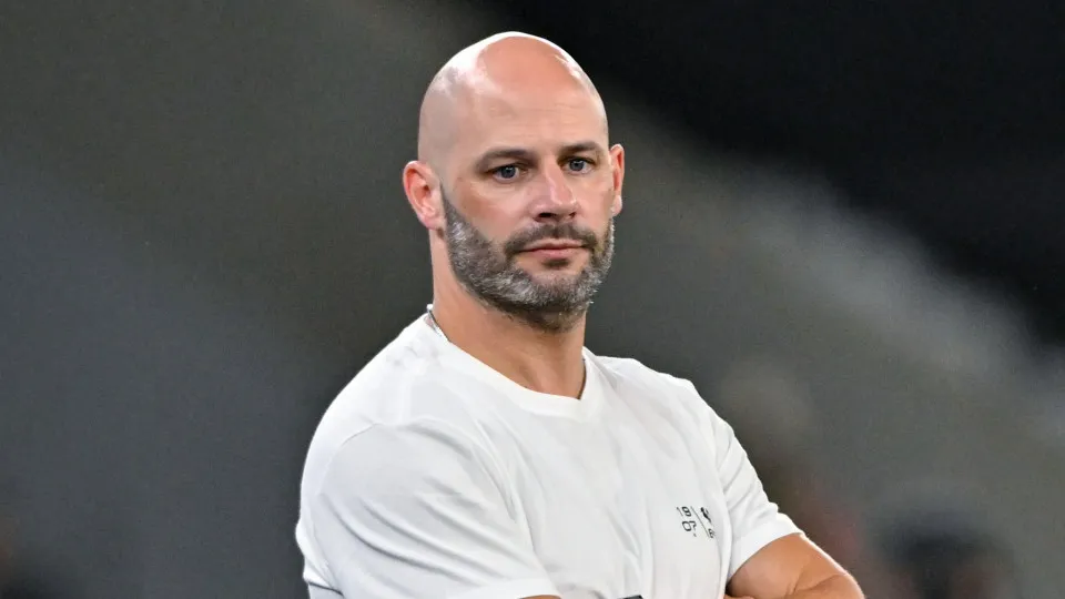Sporting de Braga busca primeiros pontos na estreia de Franclim Carvalho