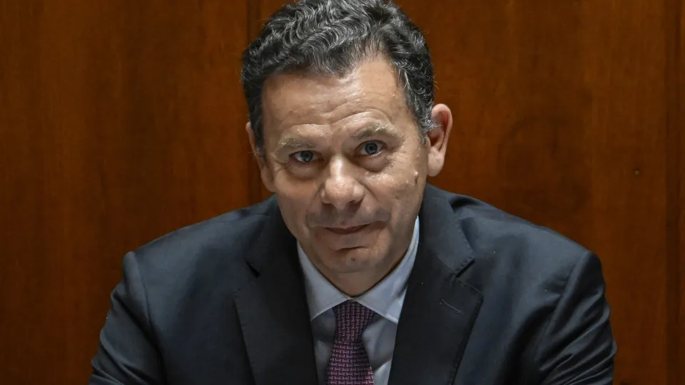 Montenegro nega que Luís Neves tenha ameaçado deputados do Chega