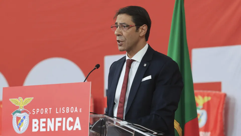 Benfica solicita suspensão do modelo de direitos televisivos