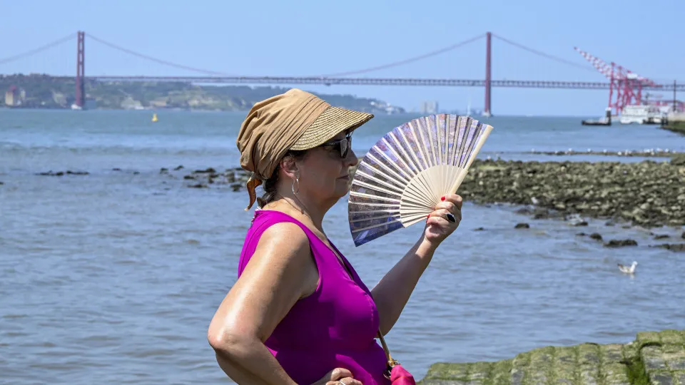 Photo: noticiasaominuto.com IPMA alarga período de aviso amarelo para nove distritos devido ao calor