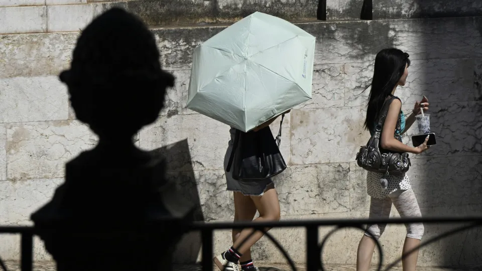 Calor extremo de junho terá provocado 14 mil mortes em excesso na Europa