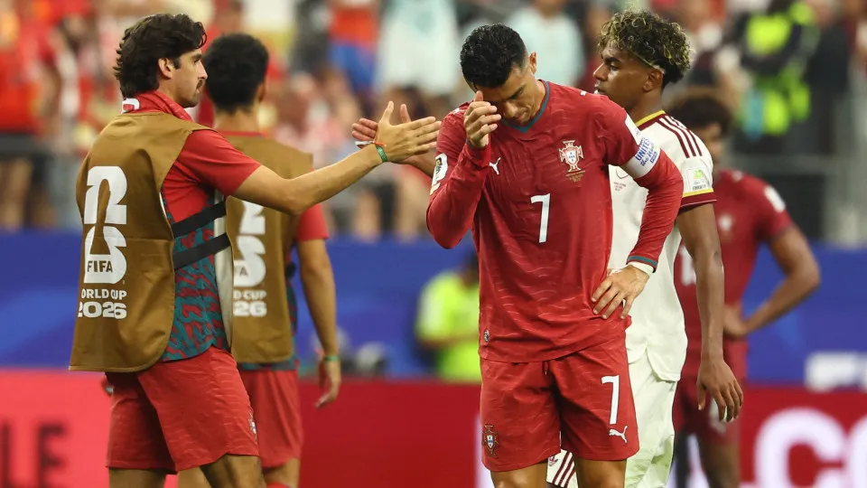 António Oliveira defende selecionador para reconstruir equipa até 2030