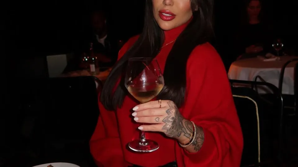 Influencer brasileira morre no Dubai. Caiu da varanda de um 27.º andar