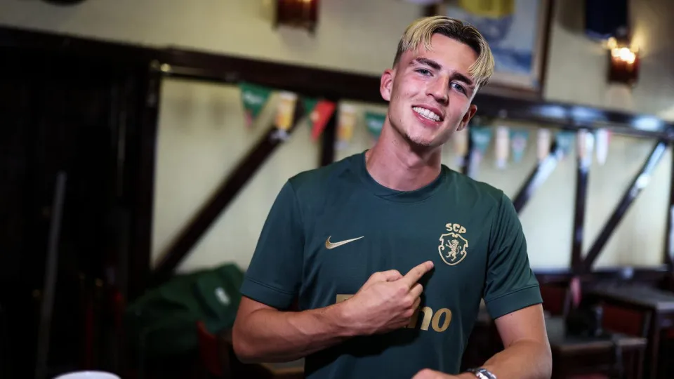 Oficial: Jesse Derry é reforço do Sporting