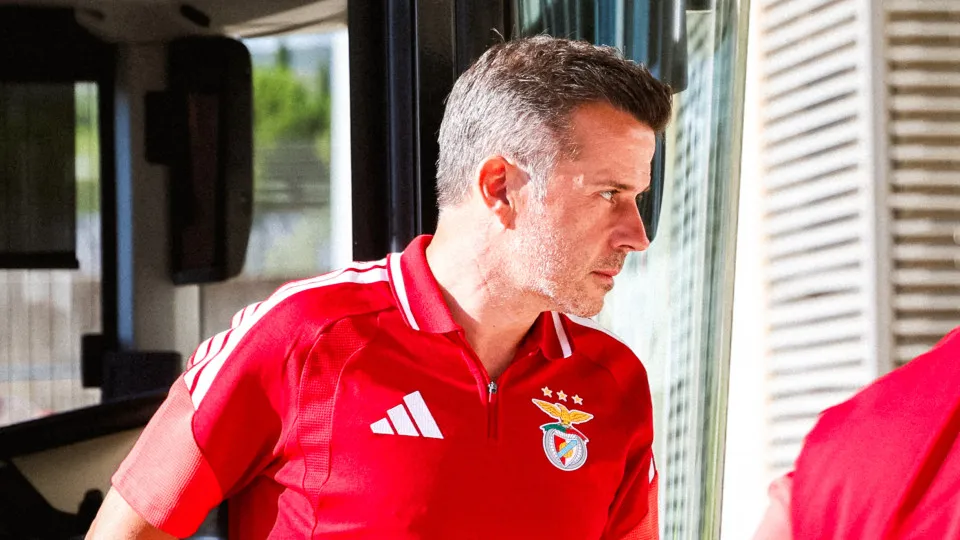 "Derrota tem de preocupar". Marco Silva recebe alerta de ex-Benfica