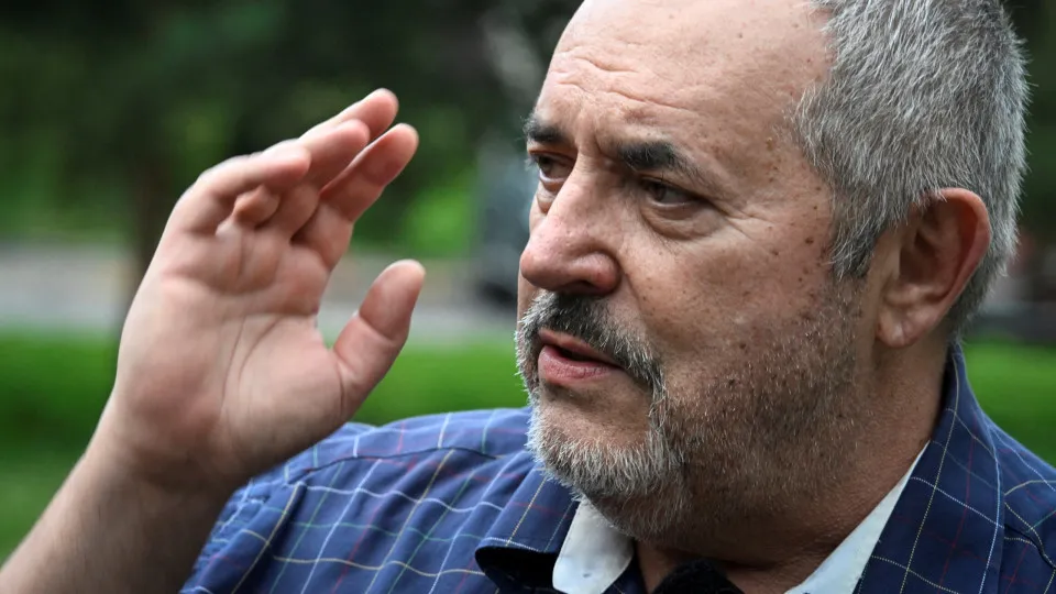 Boris Nadejdine: "Putin conduz a Rússia para uma catástrofe"