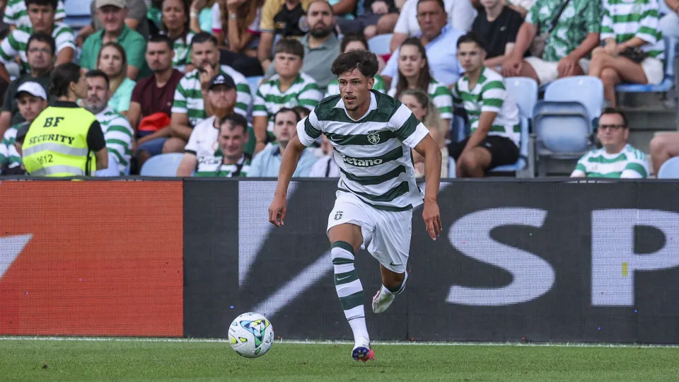 Rafael Nel pisca olho a Rui Borges: "Gostava de ser capitão do Sporting"