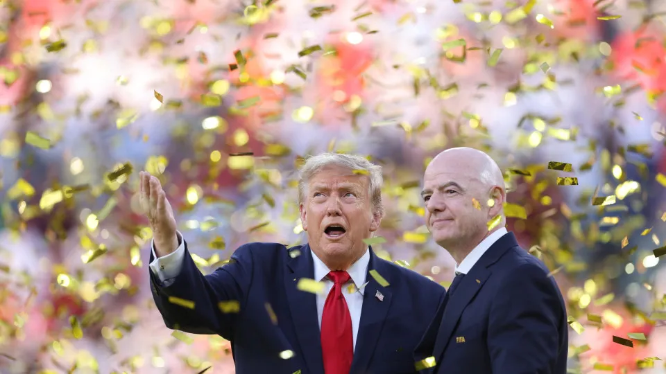 Bomba. Infantino quer vender ações do Mundial a privados e UEFA já reagiu