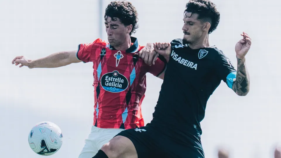 Académico de Viseu empatou com o Celta de Vigo em jogo de preparação