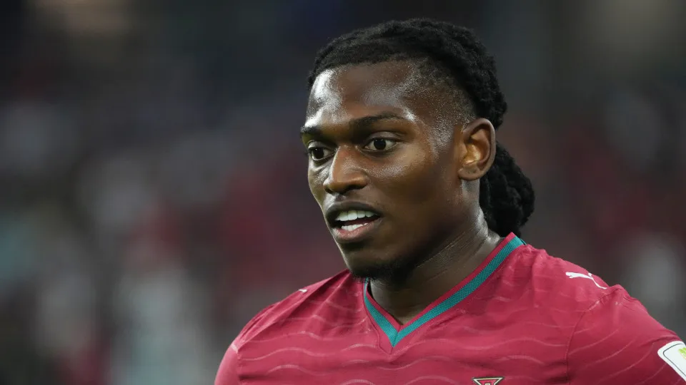 AC Milan não admite emprestar Rafael Leão e faz ultimato ao Fenerbahçe