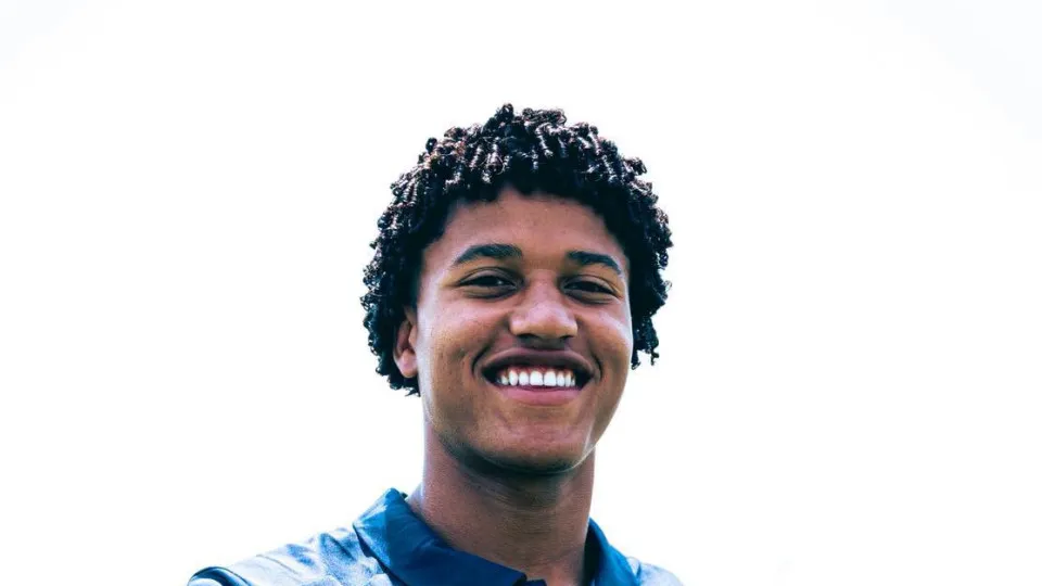 Oficial: Chissumba volta ao Alverca por empréstimo do Sp. Braga