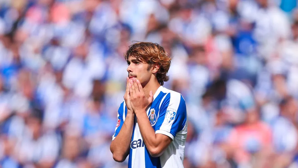 PSG contactou Jorge Mendes por Rodrigo Mora, mas acabou por desistir