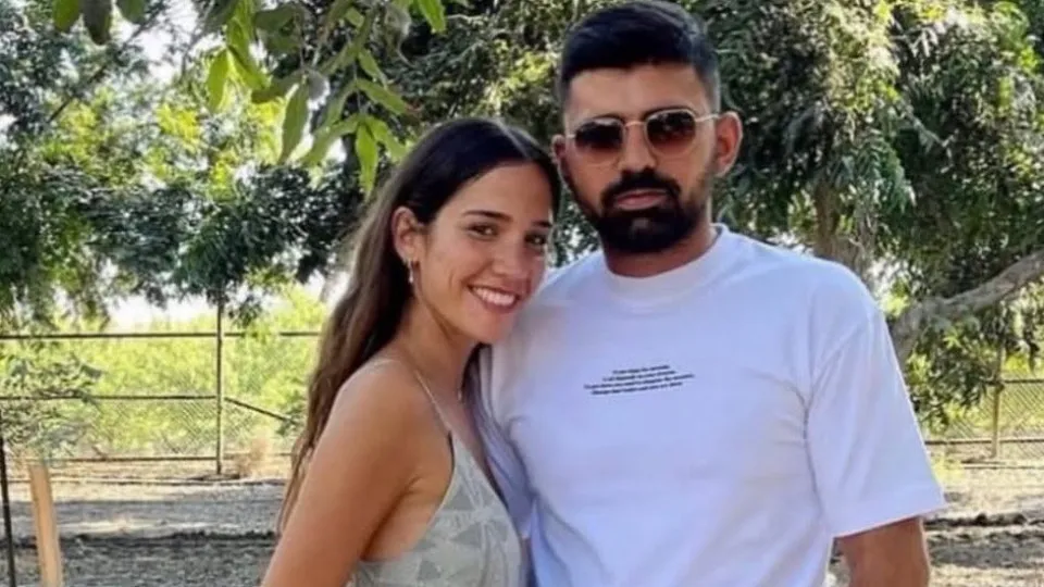 Sobrevivente do 7 de Outubro encontrado morto junto à campa da namorada